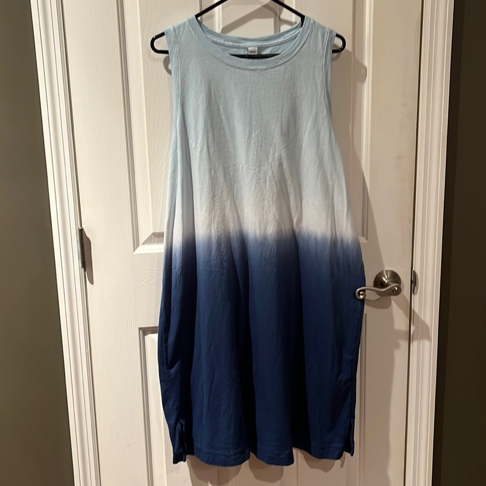 Old, navy sleeveless T-shirt, dress, shades, tie-dye blue size XXL
